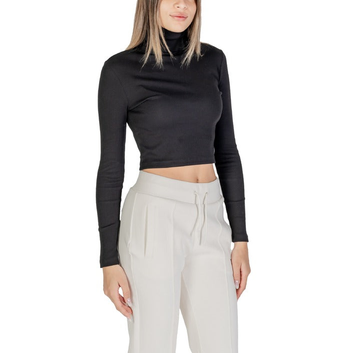 Calvin Klein Jeans Women T-Shirt